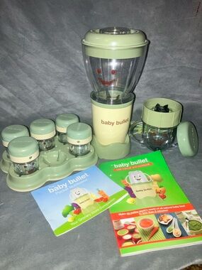 Baby Bullet Baby Food Maker Bundle Like New
